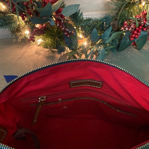 Dooney & Bourke Pebble Grain Domed Sachel - Picture 4 of 7